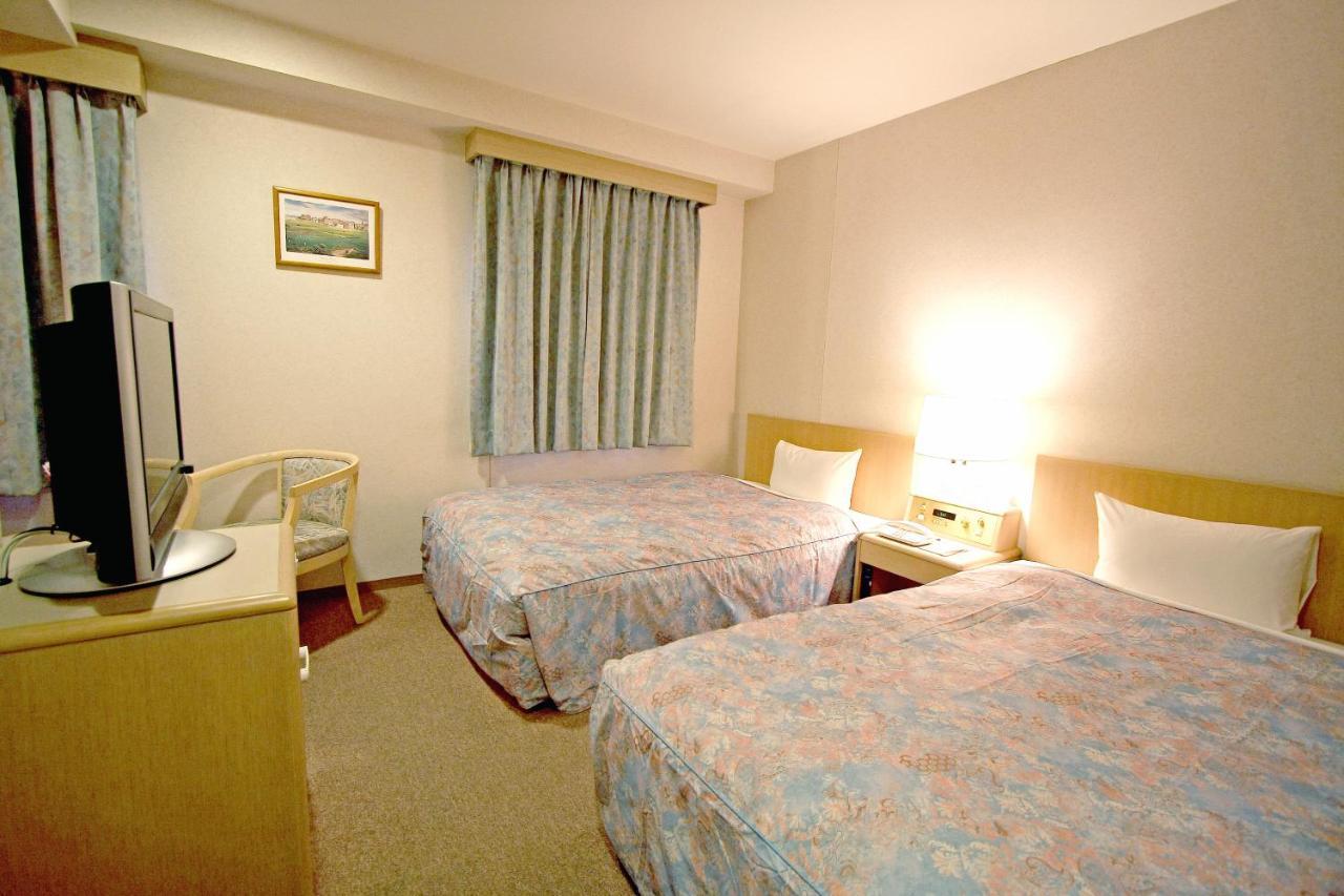 Hotel Central Сендай Экстерьер фото